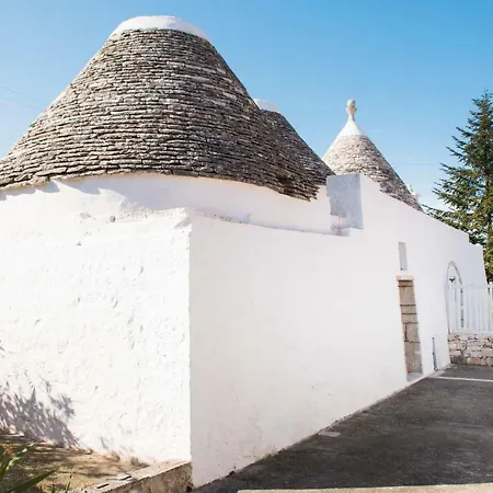 Trulli Centenari * Martina Franca