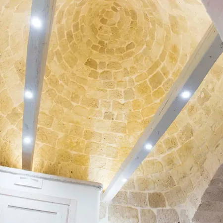 Gospodarstwo wiejskie Trulli Centenari